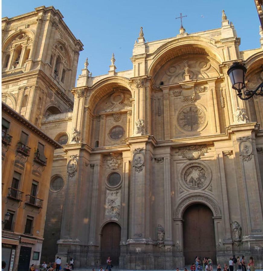 Puentezuelas Catedral Centro Historico غرناطة المظهر الخارجي الصورة